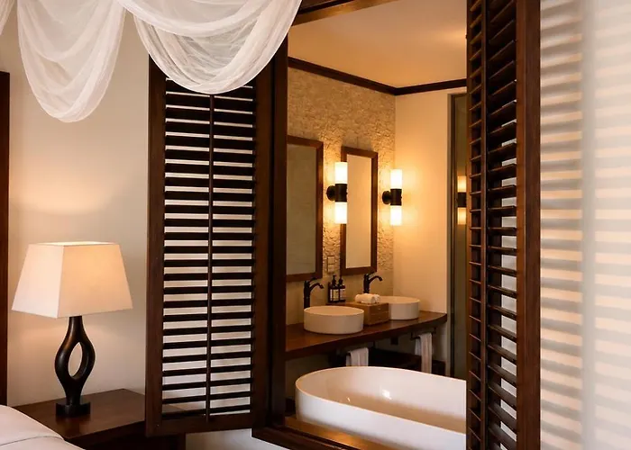 Story Seychelles 5* Beau Vallon (Mahe)