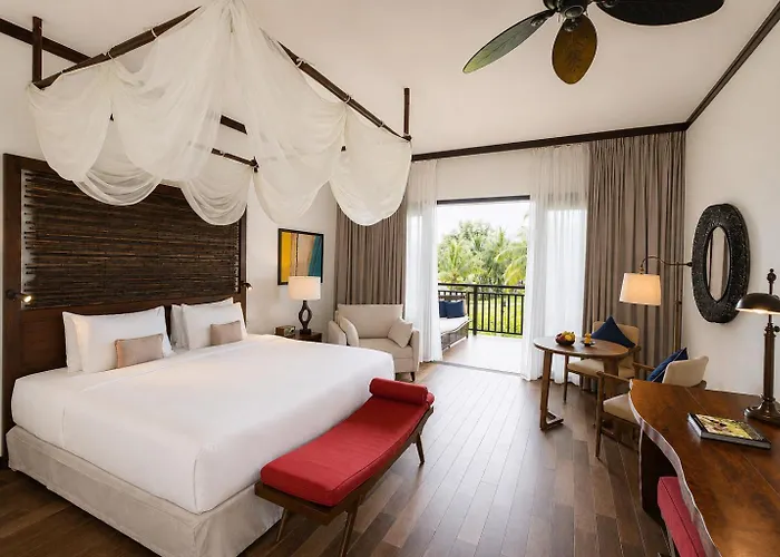 Resort Story Seychelles 5*