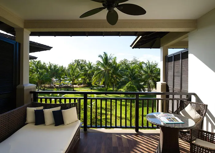 Resort Story Seychelles 5*