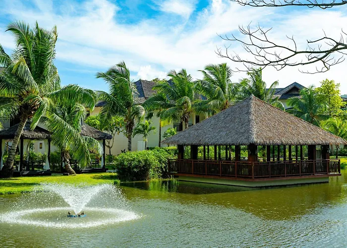 Resort Story Seychelles 5*